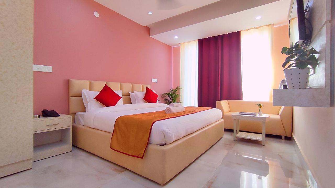 Spring Sky Haridwar By Shrigo Hotels Extérieur photo